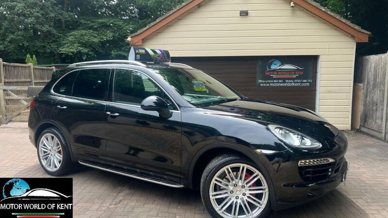 PORSCHE CAYENNE 3.0 TD V6