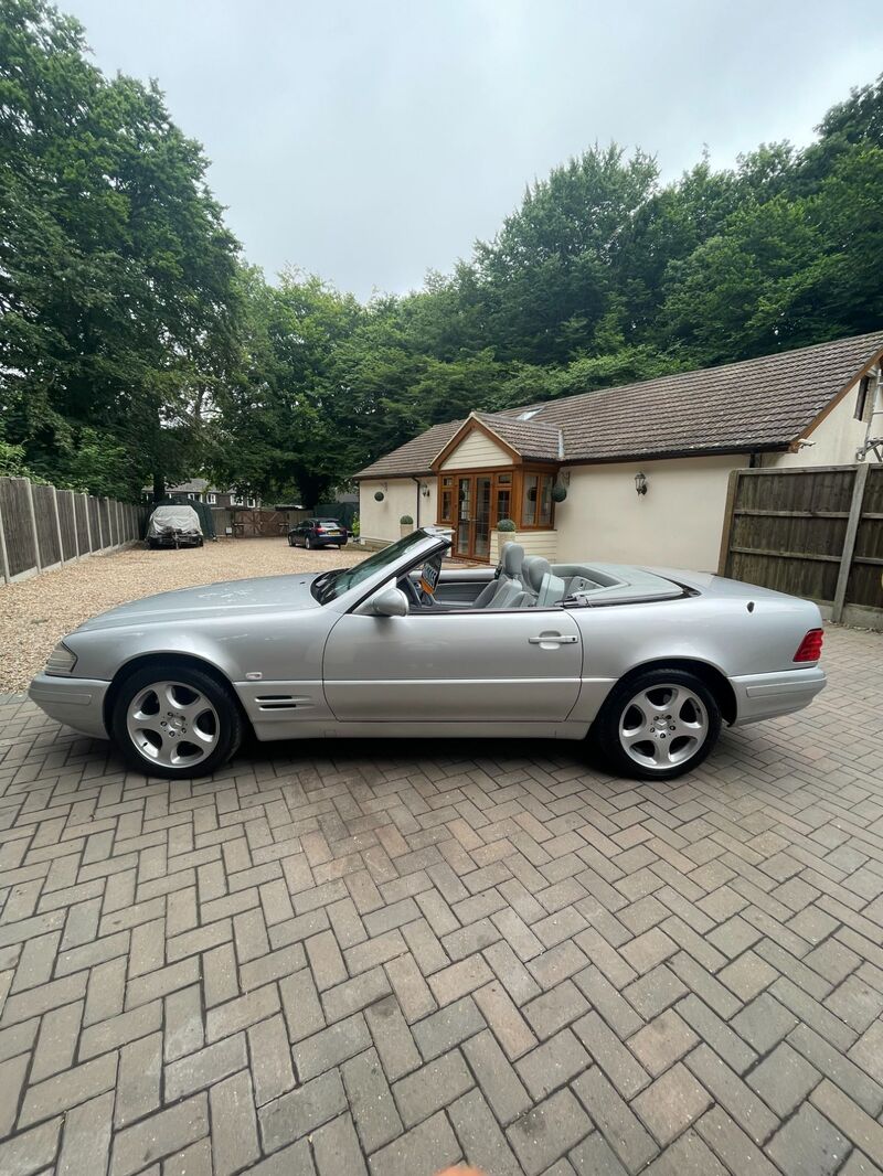 MERCEDES-BENZ SL